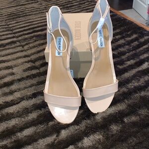 Steve Madden Cream Chunky Heels